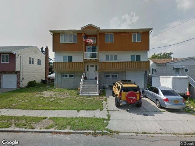 House image located at Lindenhurst, NY 11757