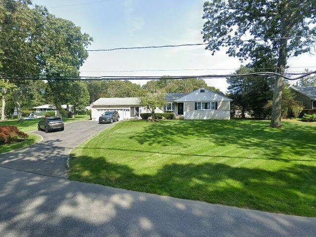 House image located at Constantia, NY 13044